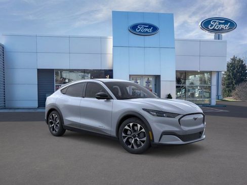 New 2026 Ford Mustang Mach-E Select w/ Comfort Package image 7