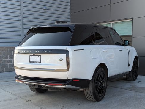 Certified 2023 Land Rover Range Rover SE image 7
