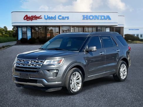 Used 2019 Ford Explorer Limited w/ Class III Trailer Tow Package image 1
