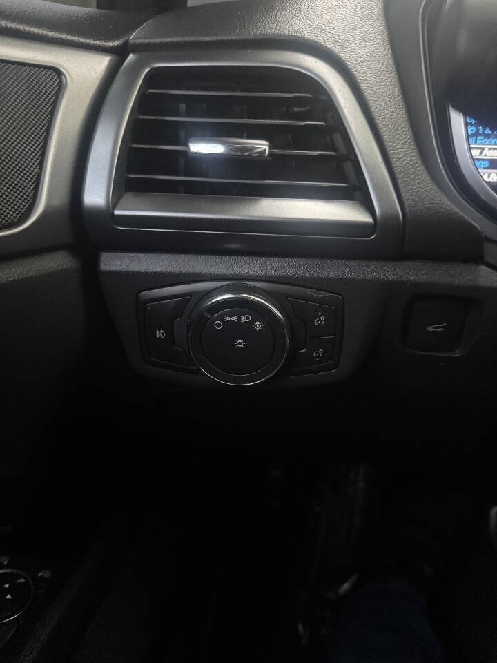 Used 2015 Ford Fusion Titanium FWD image 18