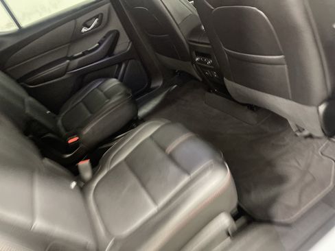 Used 2024 Chevrolet Traverse RS image 22