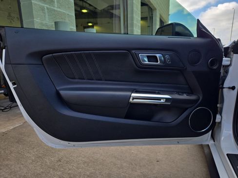 Used 2021 Ford Mustang GT Premium w/ Black Accent Package RWD image 19