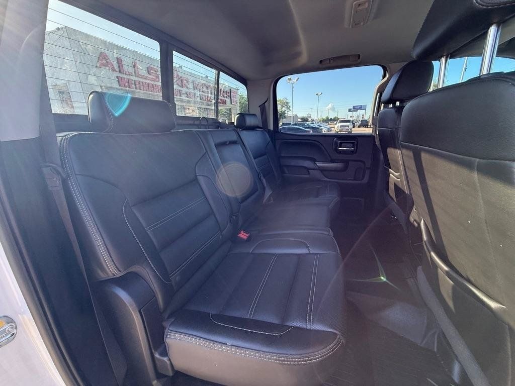 Used 2019 GMC Sierra 2500 Denali w/ Duramax Plus Package AWD/4WD image 15
