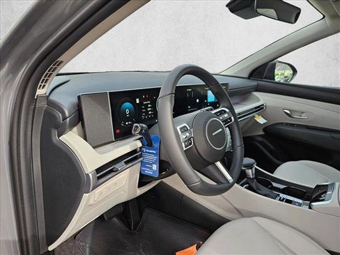 New 2026 Hyundai Tucson SEL FWD image 3