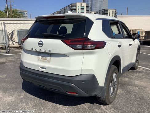 Used 2021 Nissan Rogue S FWD image 6