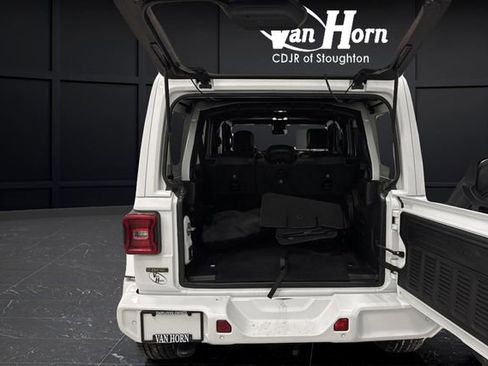 Used 2021 Jeep Wrangler Unlimited Sahara image 15