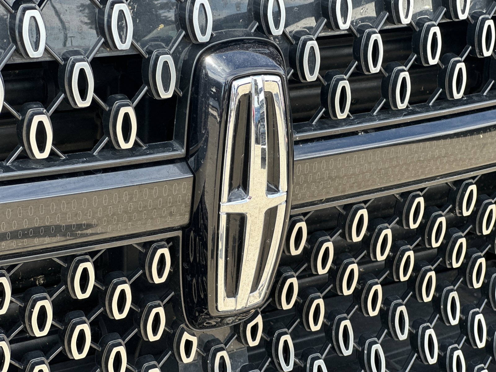 Certified 2025 Lincoln Navigator L Reserve AWD/4WD image 39