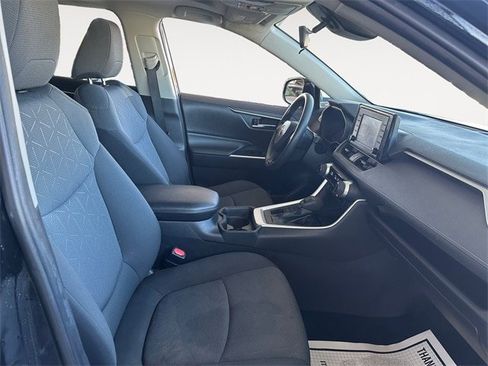 Used 2019 Toyota RAV4 XLE image 15