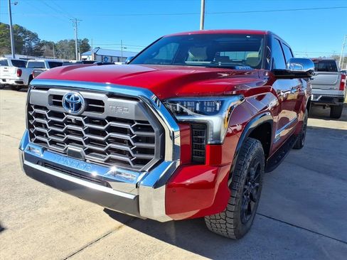 Used 2022 Toyota Tundra 1794 Edition image 3