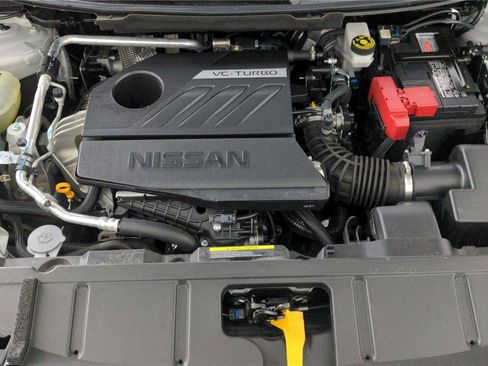 Certified 2022 Nissan Rogue SV image 17