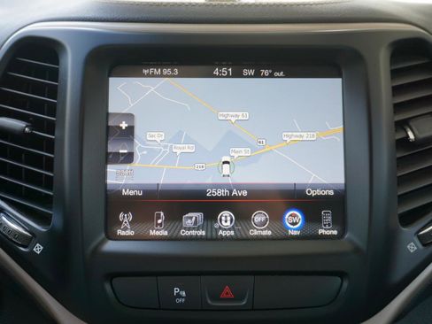 Used 2018 Jeep Cherokee Limited w/ High Altitude Package AWD/4WD image 15