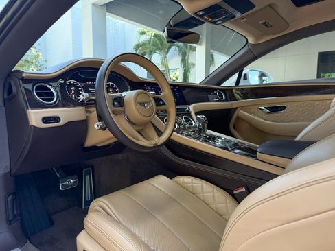 Used 2023 Bentley Continental GT Azure AWD/4WD image 22