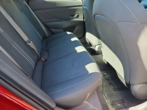 Used 2024 Hyundai Elantra SEL FWD image 22