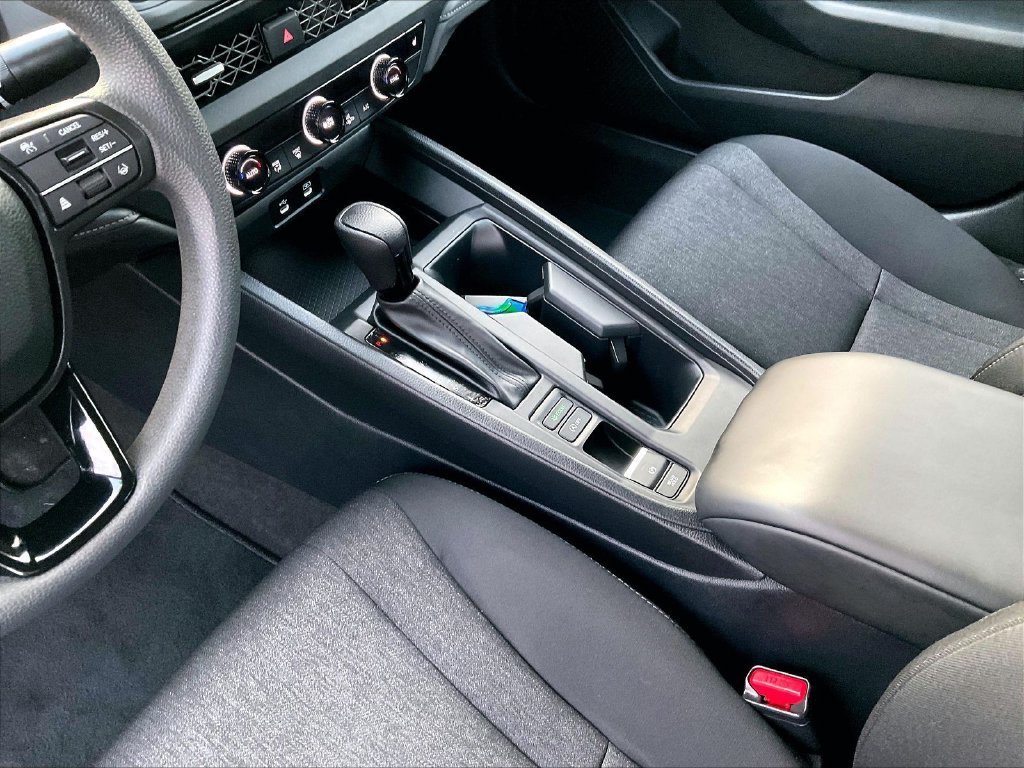 Used 2024 Honda Accord EX image 20