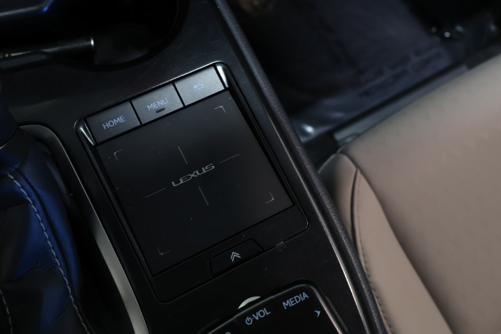 Used 2021 Lexus UX 250h w/ Accessory Package (Z1) AWD/4WD image 31