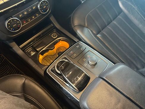 Used 2018 Mercedes-Benz GLS 450 4MATIC image 23