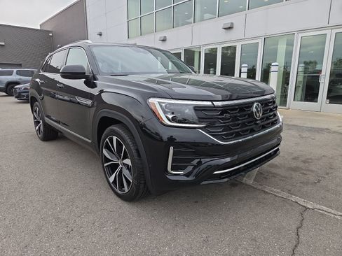 New 2026 Volkswagen Atlas Cross Sport SEL Premium R-Line AWD/4WD image 31