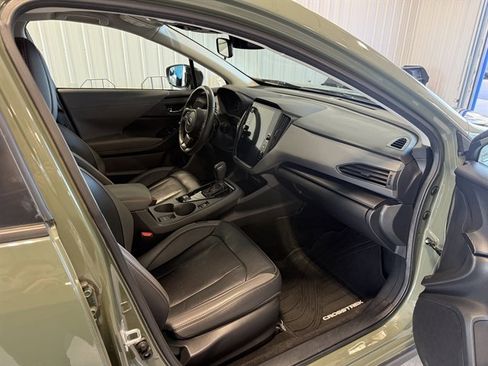 Used 2024 Subaru Crosstrek 2.5i Limited image 22