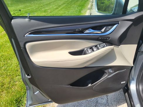 Used 2018 Buick Enclave Premium w/ Trailering Package AWD/4WD image 24