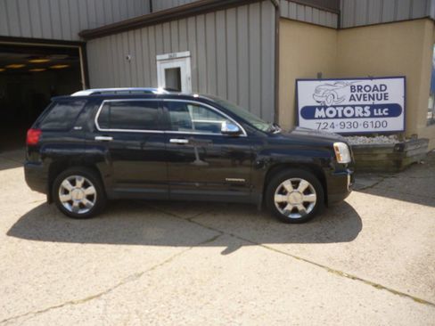Used 2016 GMC Terrain SLT w/ Open Road Package image 1