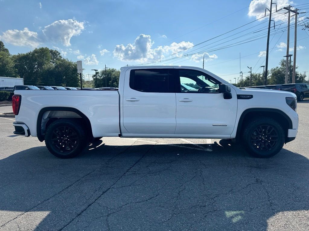 Used 2023 GMC Sierra 1500 Elevation w/ X31 Off-Road Package AWD/4WD image 7