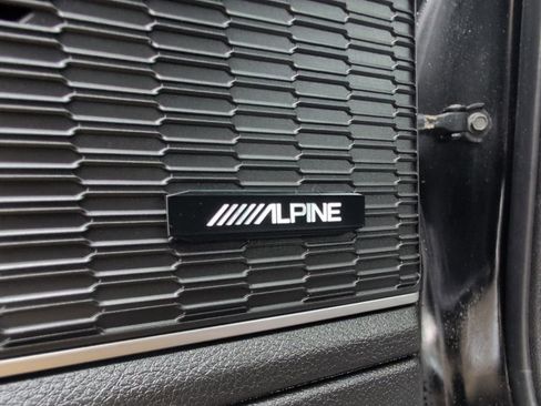 Used 2023 Jeep Grand Cherokee Limited w/ Luxury Tech Group II image 26