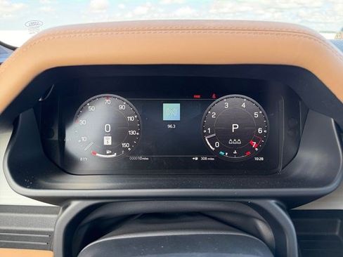 New 2026 Land Rover Defender 110 S AWD/4WD image 14
