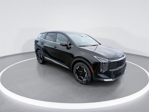 New 2026 Kia Sportage EX image 2