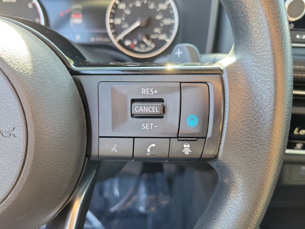 Certified 2023 Nissan Rogue SV FWD image 21