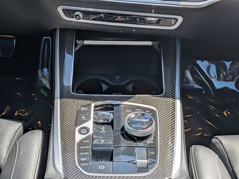 Used 2024 BMW X5 M60i AWD/4WD image 20