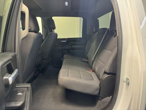 Used 2022 Chevrolet Silverado 2500 Custom w/ Custom Value Package AWD/4WD image 29