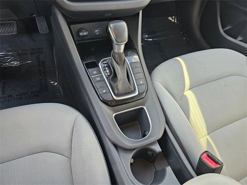 Used 2022 Hyundai Ioniq SE image 23