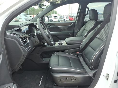 New 2026 GMC Acadia Denali w/ Super Cruise Package image 11