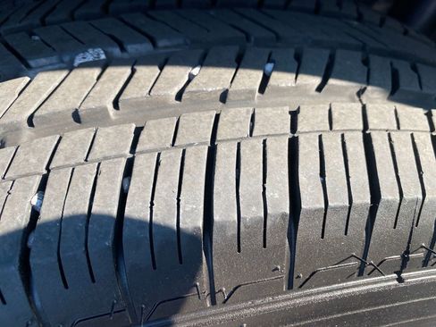 Used 2021 Jeep Wrangler Unlimited Sahara w/ Uconnect 4C Nav & Sound Group image 16