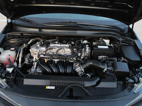 Used 2022 Toyota Corolla LE FWD image 22