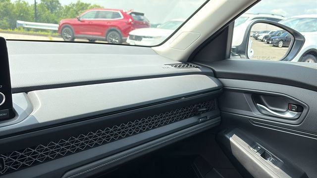 Used 2025 Honda Accord LX image 20