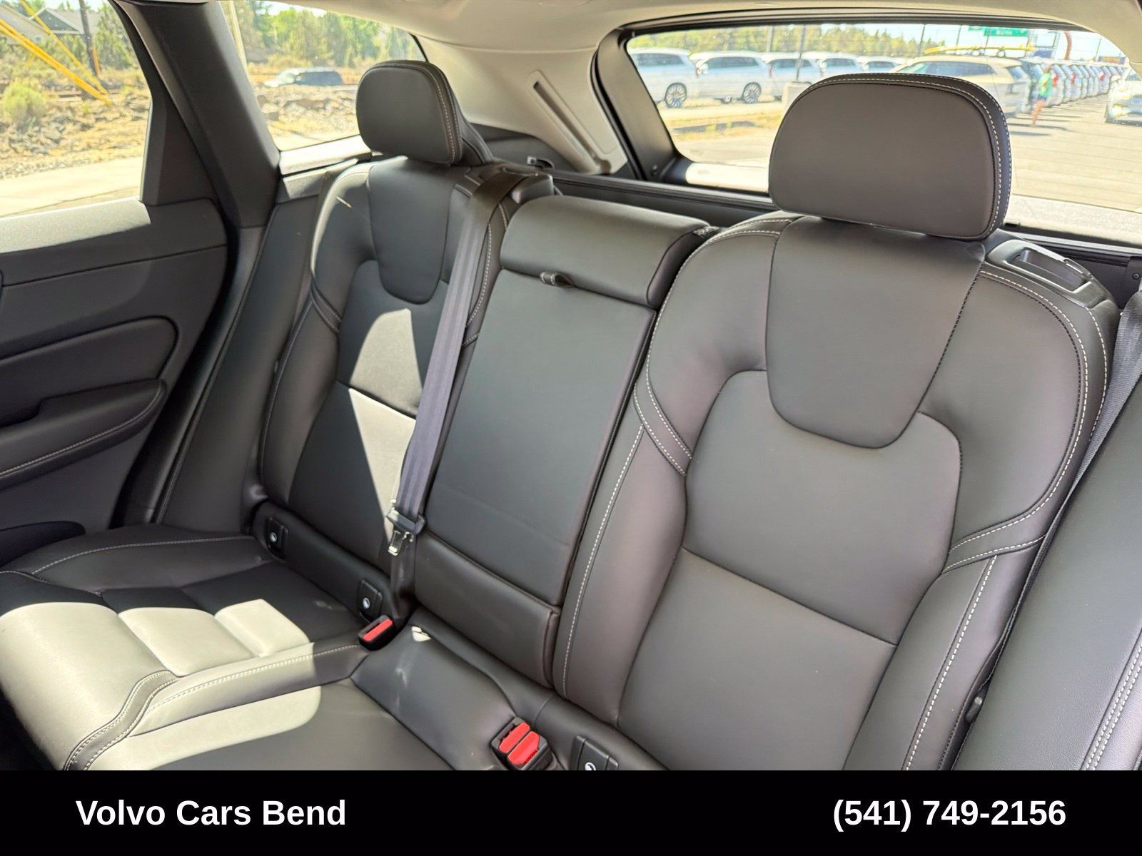 Used 2023 Volvo XC60 B5 Ultimate w/ Climate Package AWD/4WD image 22