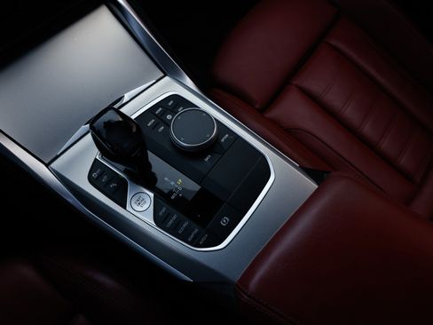 Used 2021 BMW 440i xDrive xDrive w/ Executive Package image 36