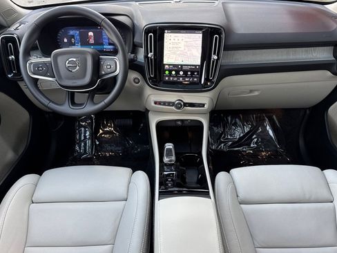 Certified 2026 Volvo XC40 B5 Plus w/ Protection Package Premier AWD/4WD image 14