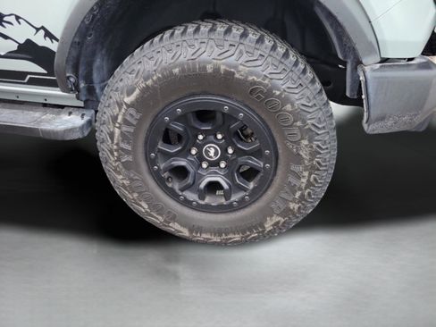 Used 2023 Ford Bronco Wildtrak image 22