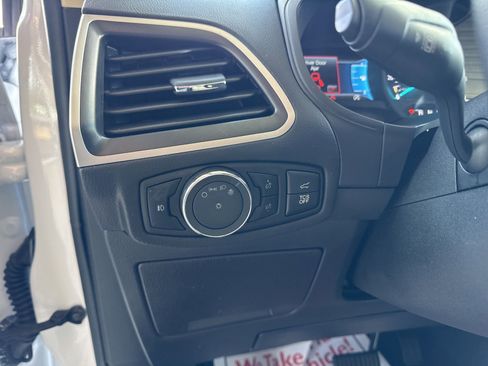 Certified 2024 Ford Edge SEL w/ Convenience Package AWD/4WD image 26