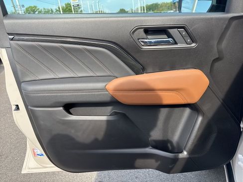 New 2026 GMC Canyon AT4 image 26