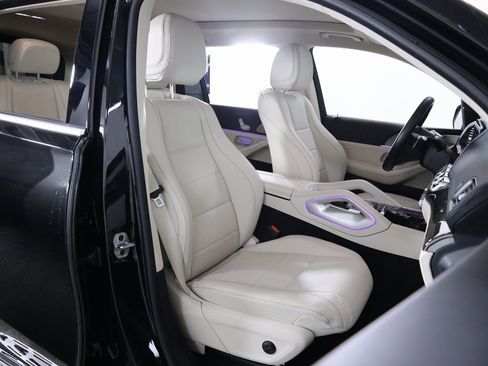 Used 2025 Mercedes-Benz GLS 450 4MATIC image 66
