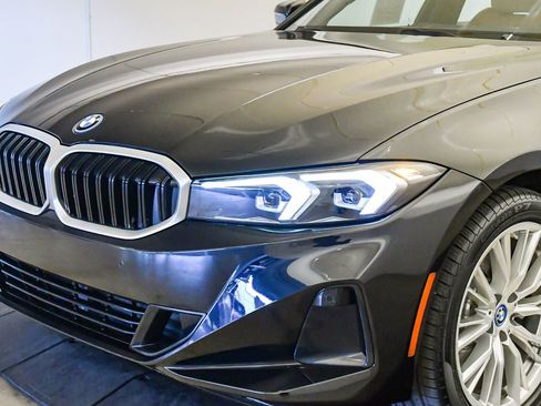 Certified 2023 BMW 330e xDrive w/ Premium Package image 9