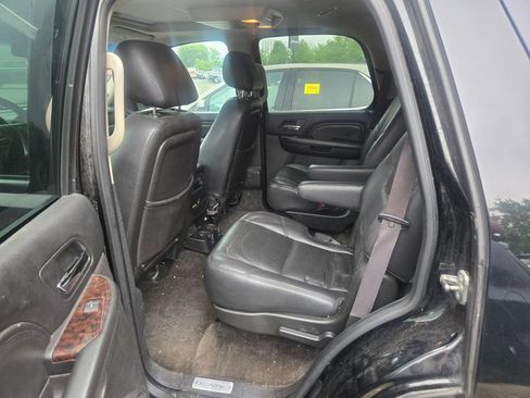 Used 2011 GMC Yukon Denali AWD/4WD image 9