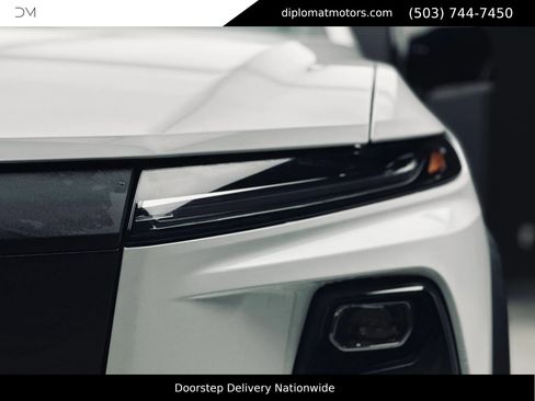 Used 2024 Chevrolet Silverado EV W/T image 13