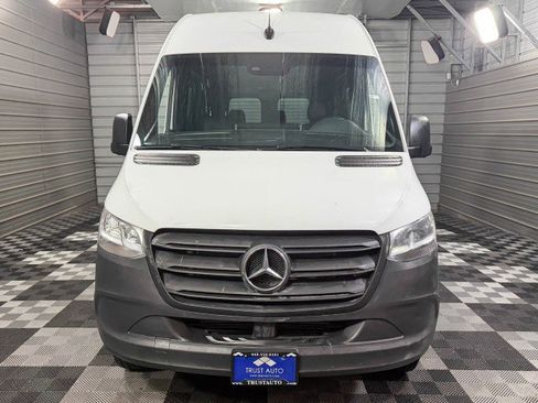 Used 2020 Mercedes-Benz Sprinter 2500 image 3