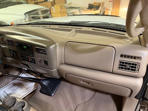 Used 2002 Ford F250 Lariat AWD/4WD image 36