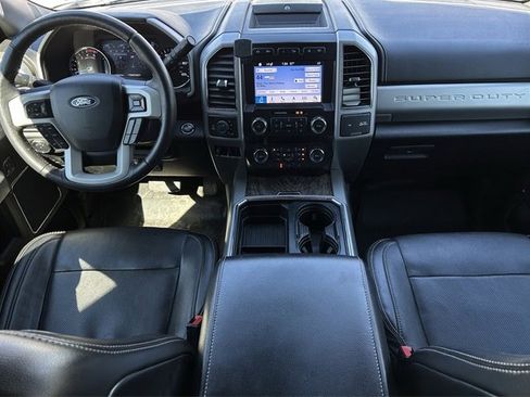 Used 2019 Ford F250 Lariat w/ Lariat Ultimate Package image 12