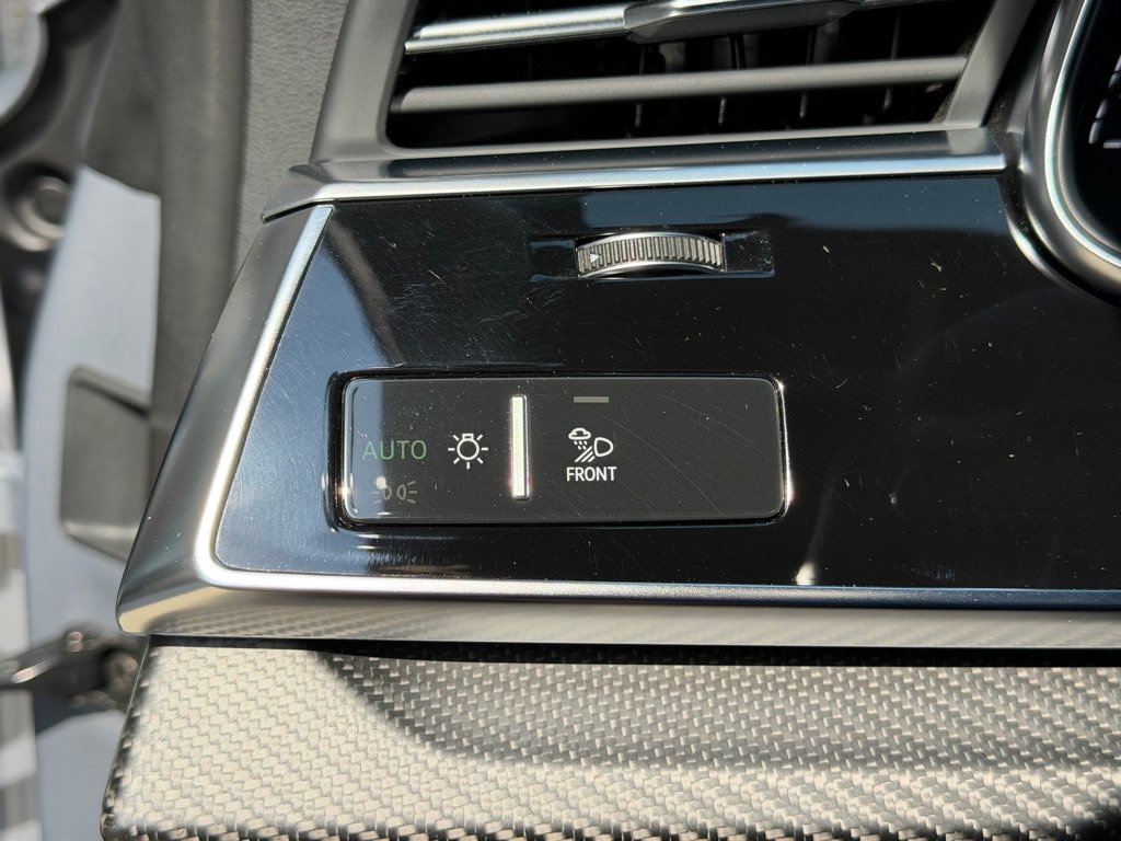 Used 2022 Audi RS Q8 AWD/4WD image 28